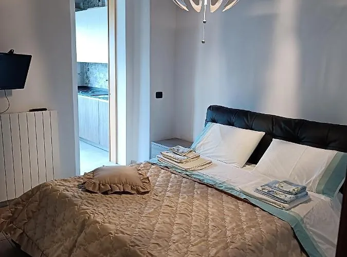 Prestine' アパート ネッソ