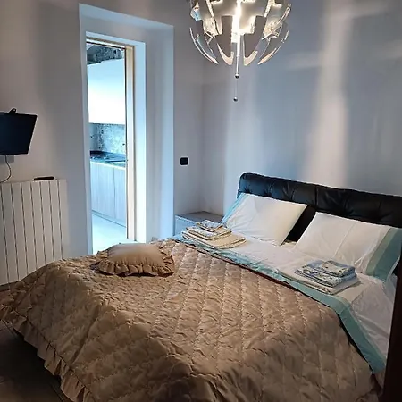 Prestine' Apartment Nesso